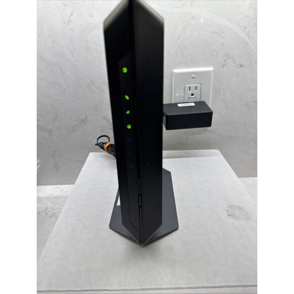 NETGEAR C7000v2 Nighthawk AC1900 Smart Wi-Fi Router Docsis Cable Modem WORKING - Picture 12 of 16